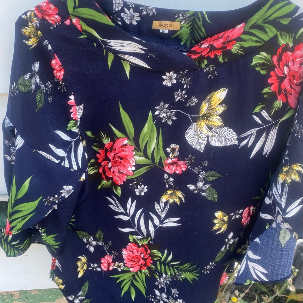 Preowned Sephia women’s blouse size 10